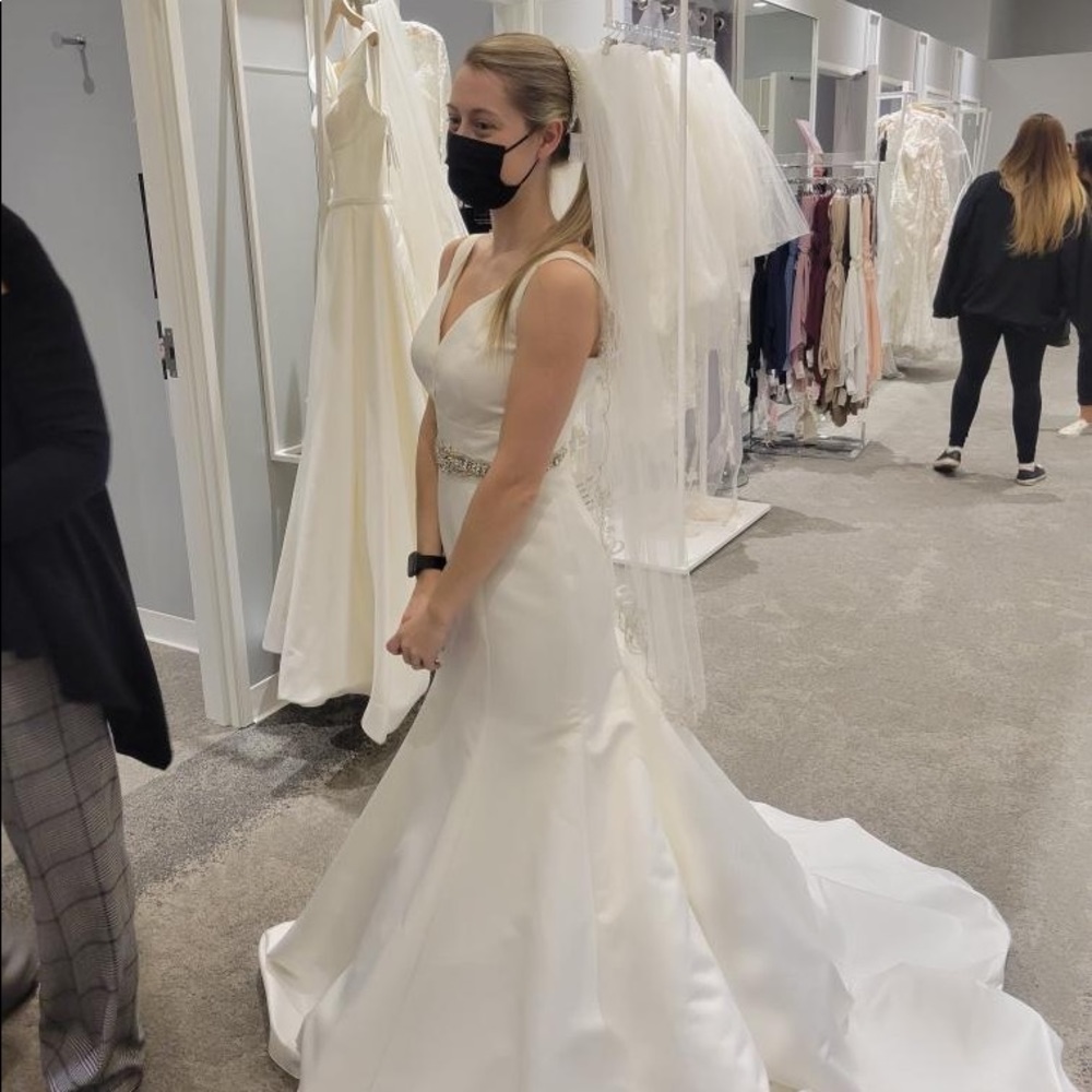 Wedding dress, unaltered, glitter belt, size 2